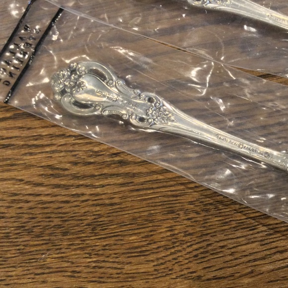 4 PC(2 spoons, 2 forks) Original Wallace Sterling Silver Rose - Picture 7 of 7